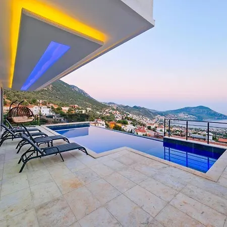 Rainbow Vila Kalkan